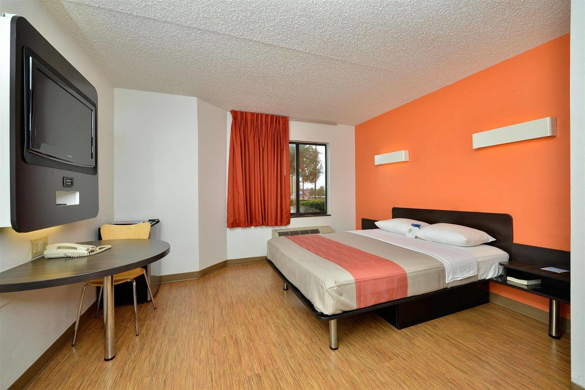 Motel 6-Plano, Tx - West - Frisco المظهر الخارجي الصورة