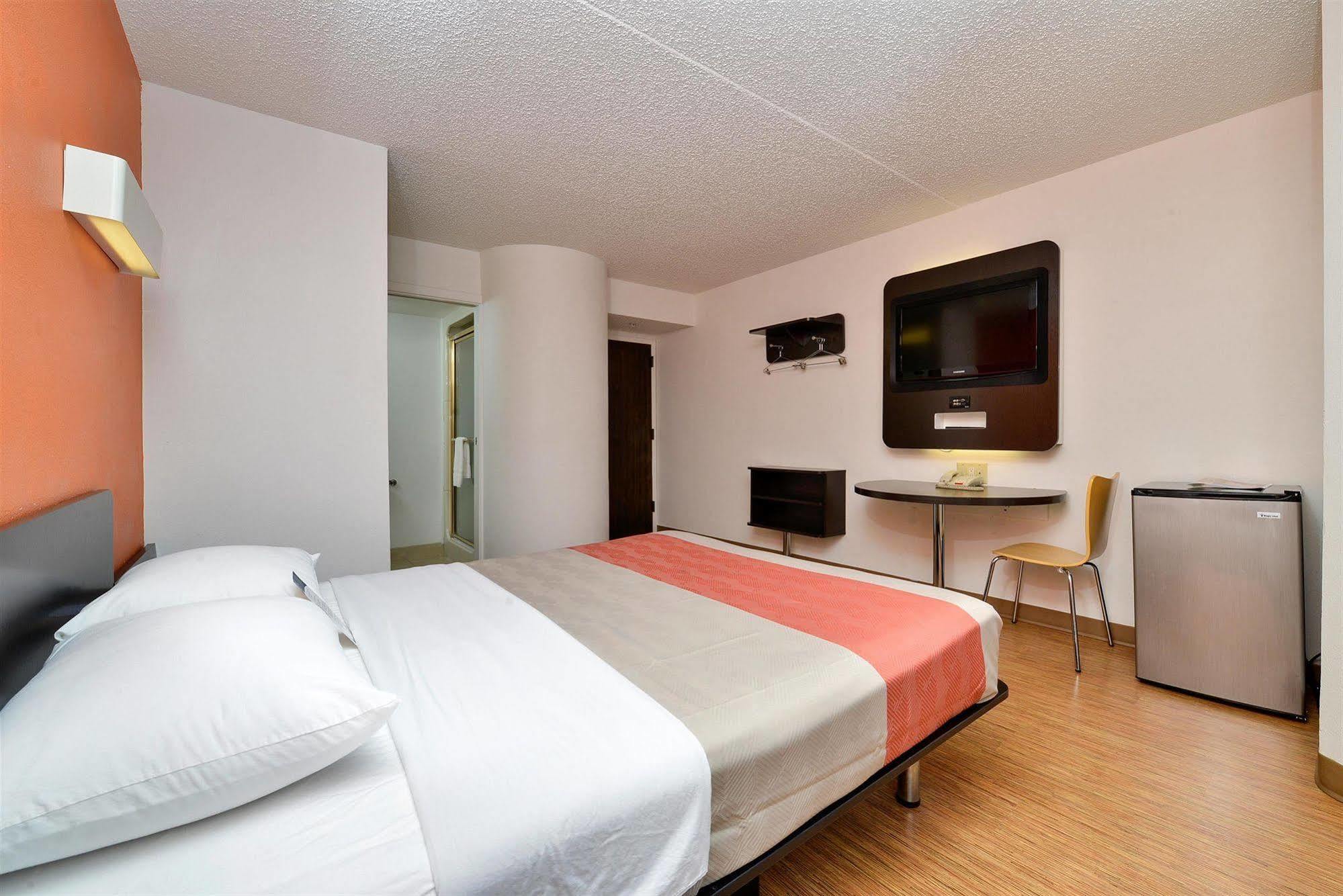 Motel 6-Plano, Tx - West - Frisco المظهر الخارجي الصورة