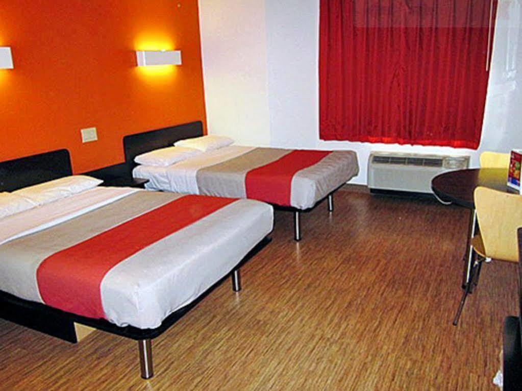 Motel 6-Plano, Tx - West - Frisco المظهر الخارجي الصورة